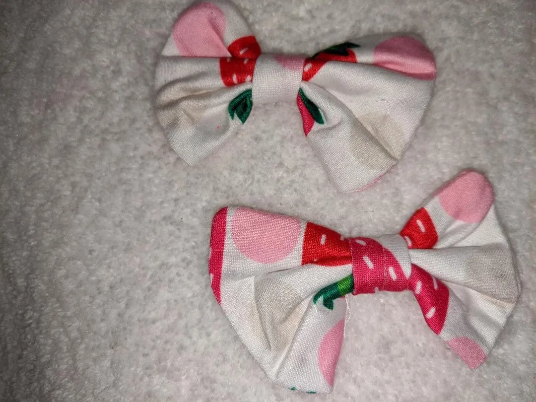 Strawberry Patch Fabric Hair Bow 2pc Set